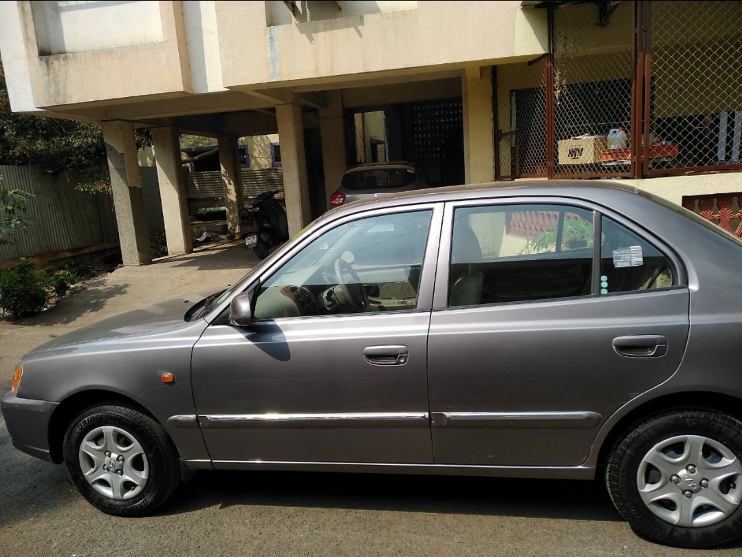 Accent image 8 Accent image 8