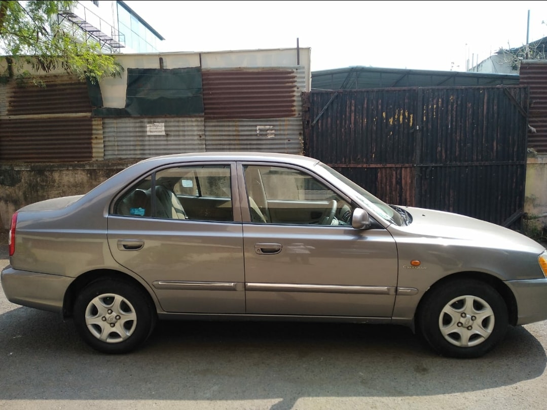 Accent image 11 Accent image 11