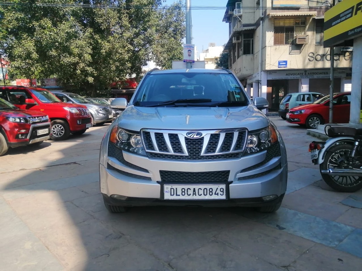 XUV500 image 1 XUV500 image 1