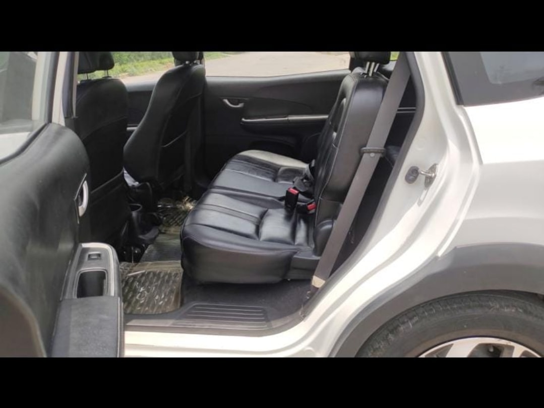 BR-V image 2 BR-V image 2