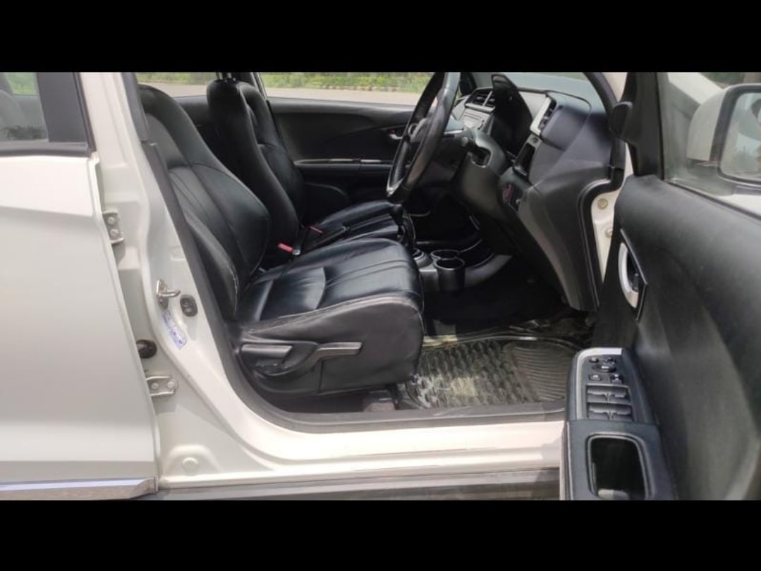 BR-V image 7 BR-V image 7