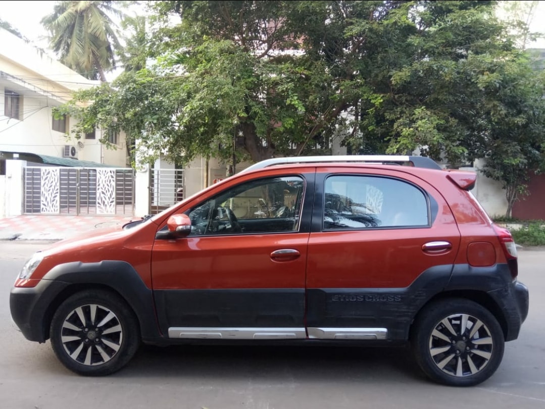 Etios Cross image 9 Etios Cross image 9