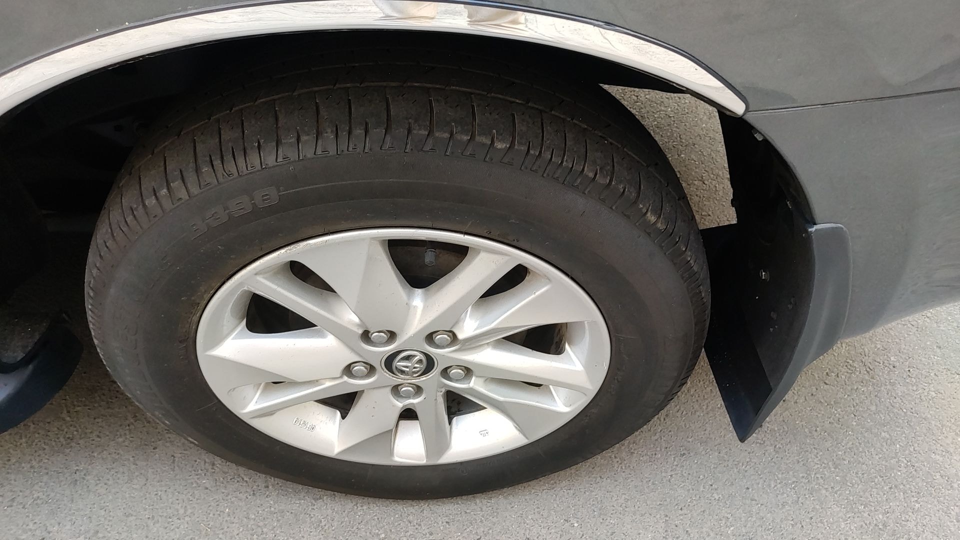 Innova Crysta image 12 Innova Crysta image 12