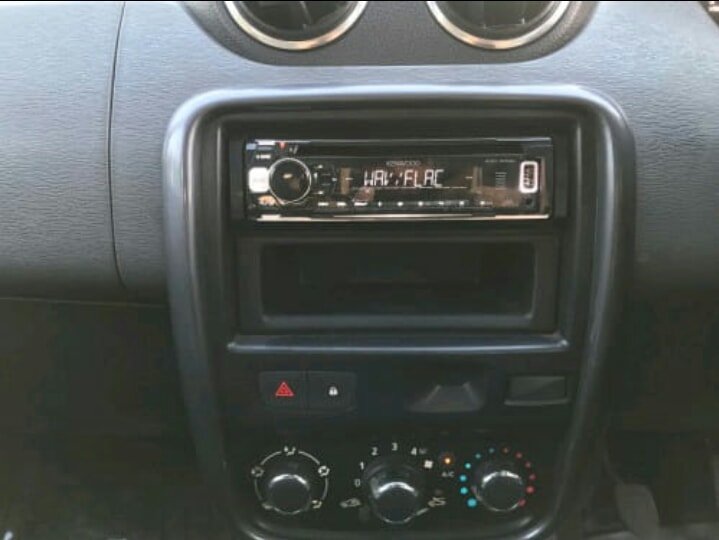 Duster image 4 Duster image 4