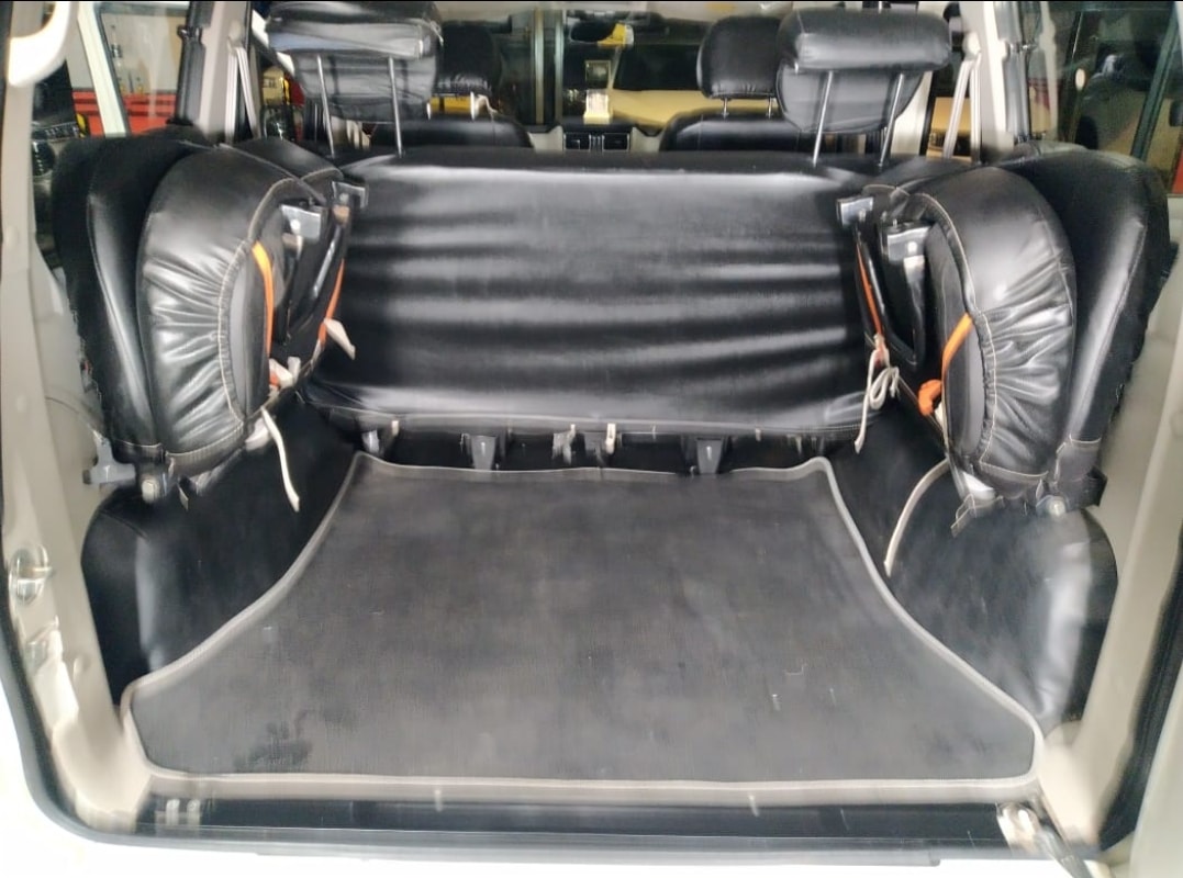 Scorpio image 16 Scorpio image 16