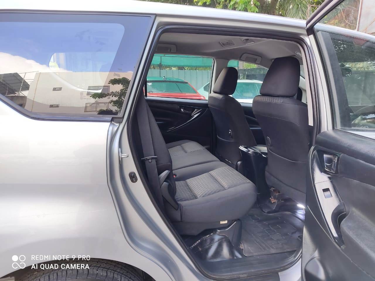 Innova Crysta image 2 Innova Crysta image 2