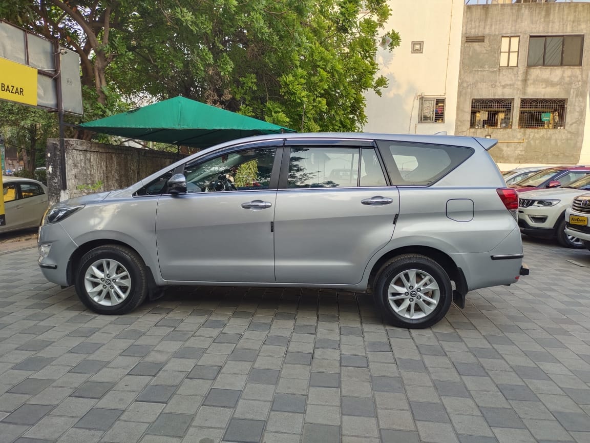 Innova Crysta image 4 Innova Crysta image 4