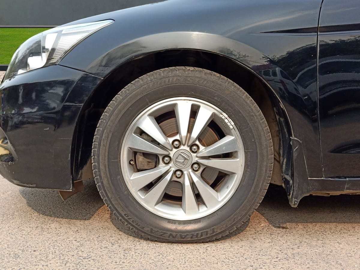 Accord image 17 Accord image 17