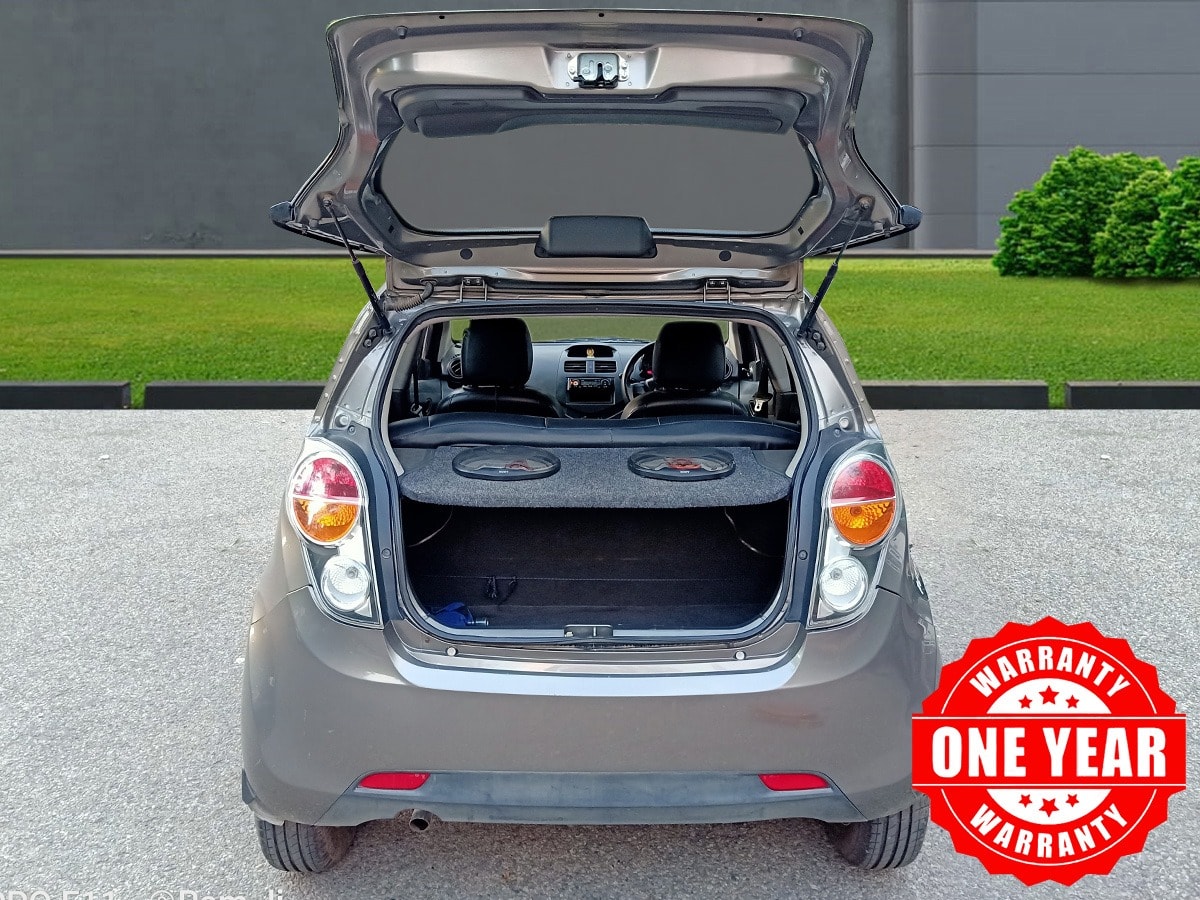 Beat image 16 Beat image 16