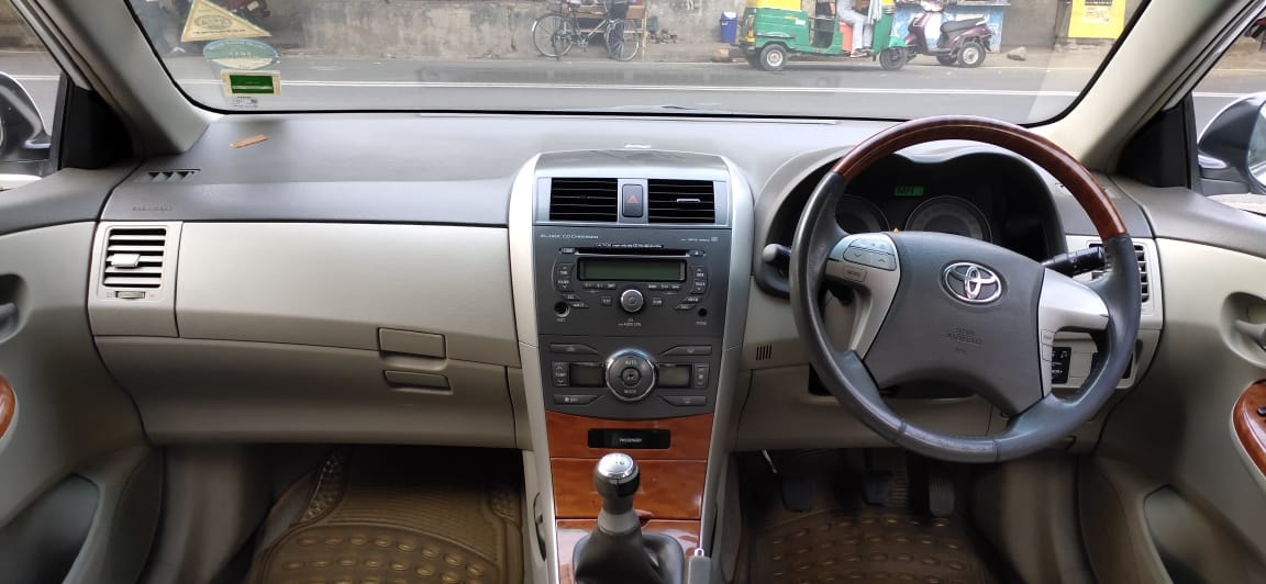 Corolla Altis image 4 Corolla Altis image 4