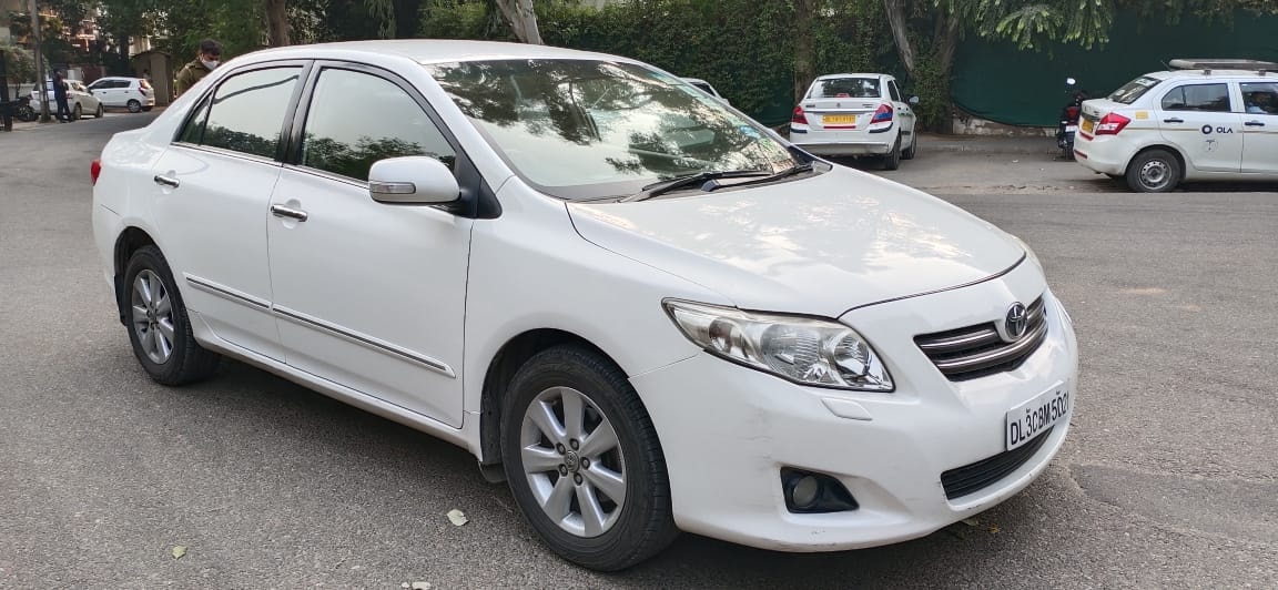 Corolla Altis image 5 Corolla Altis image 5