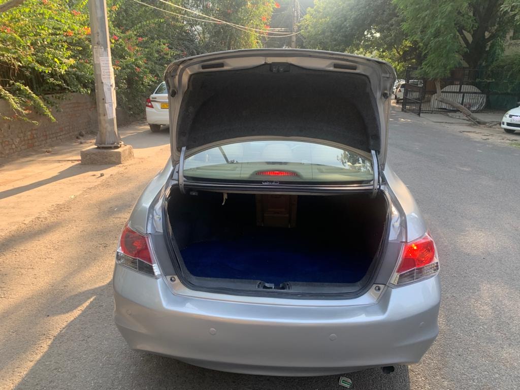 Accord image 16 Accord image 16