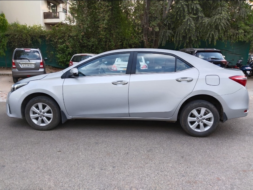 Corolla Altis image 2 Corolla Altis image 2
