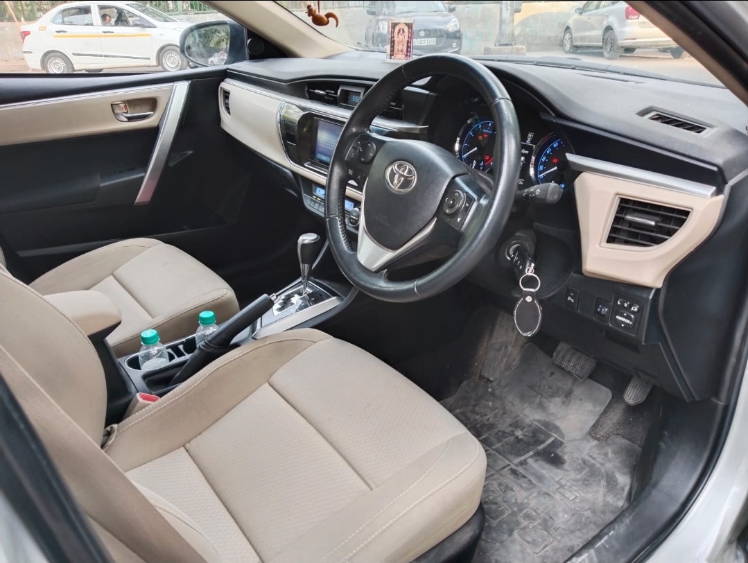 Corolla Altis image 14 Corolla Altis image 14