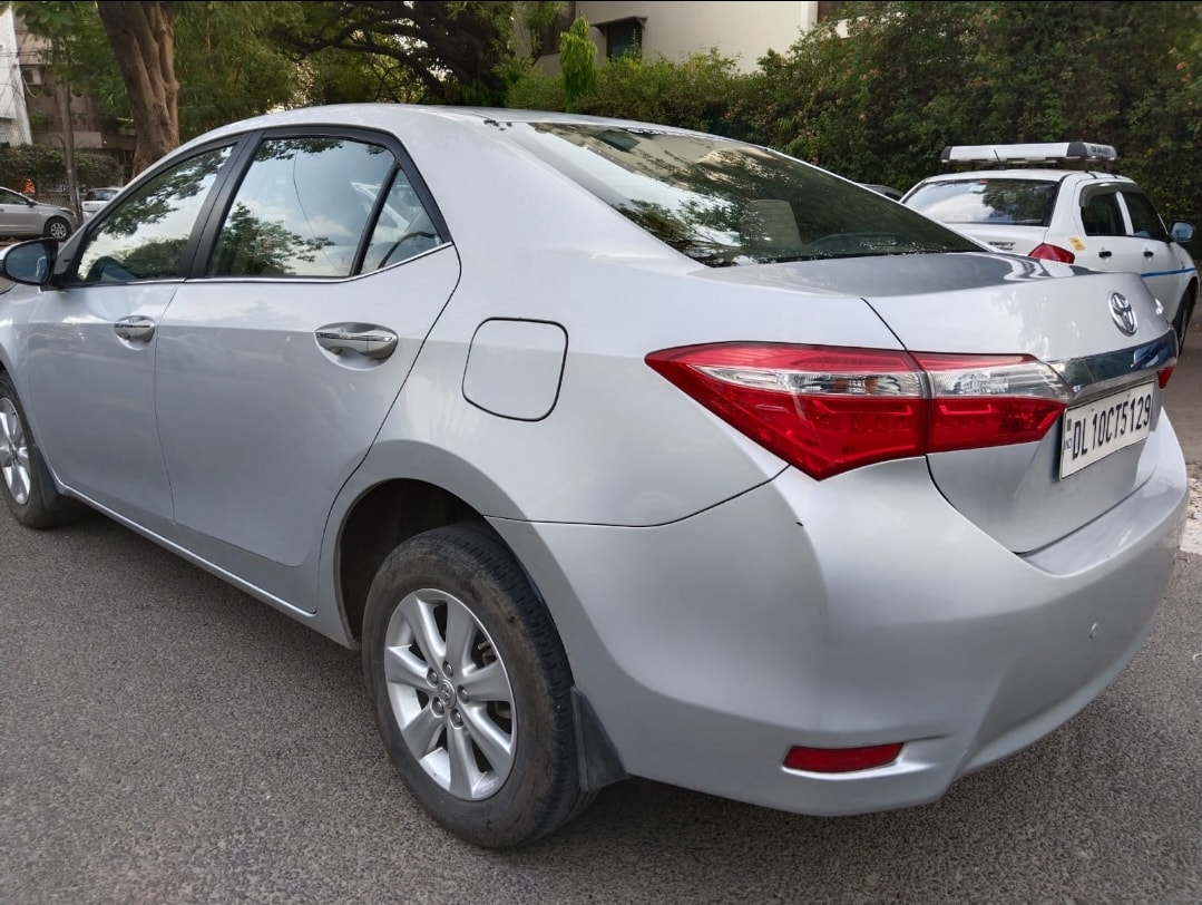 Corolla Altis image 4 Corolla Altis image 4