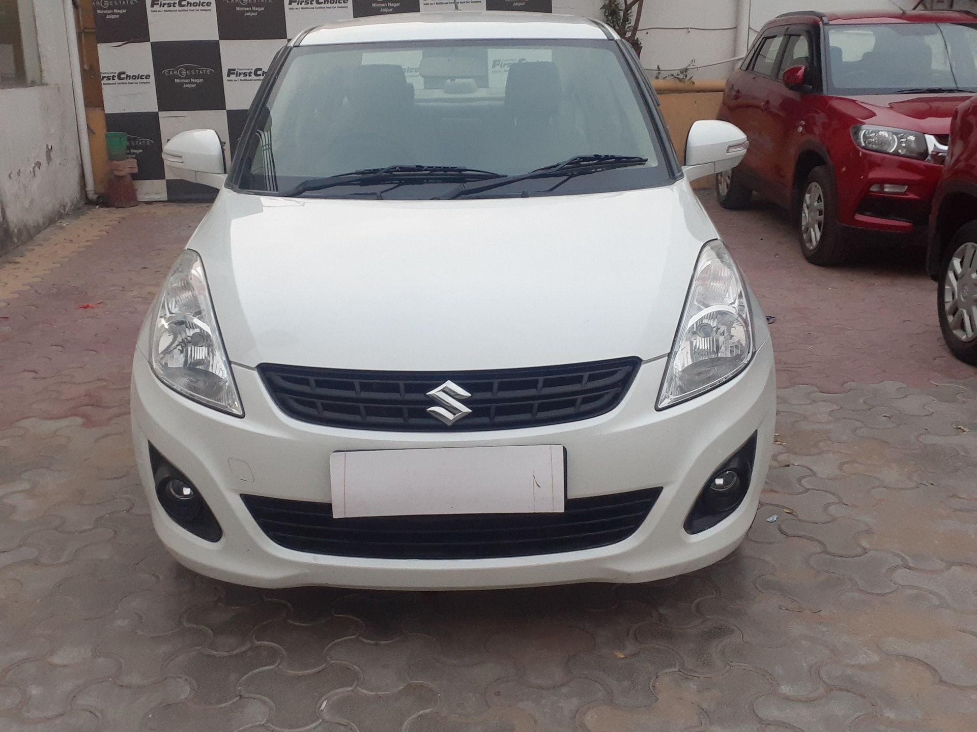 Swift DZire image 1 Swift DZire image 1