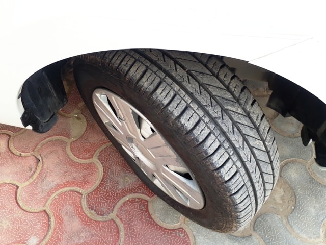 Bolt image 12 Bolt image 12