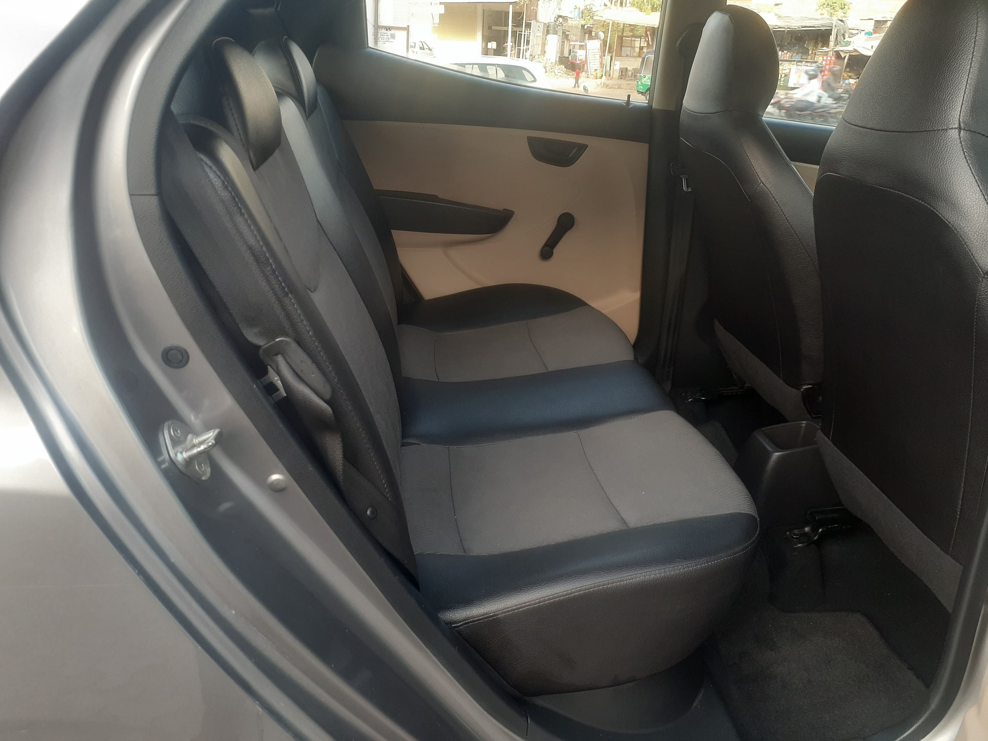 EON image 12 EON image 12