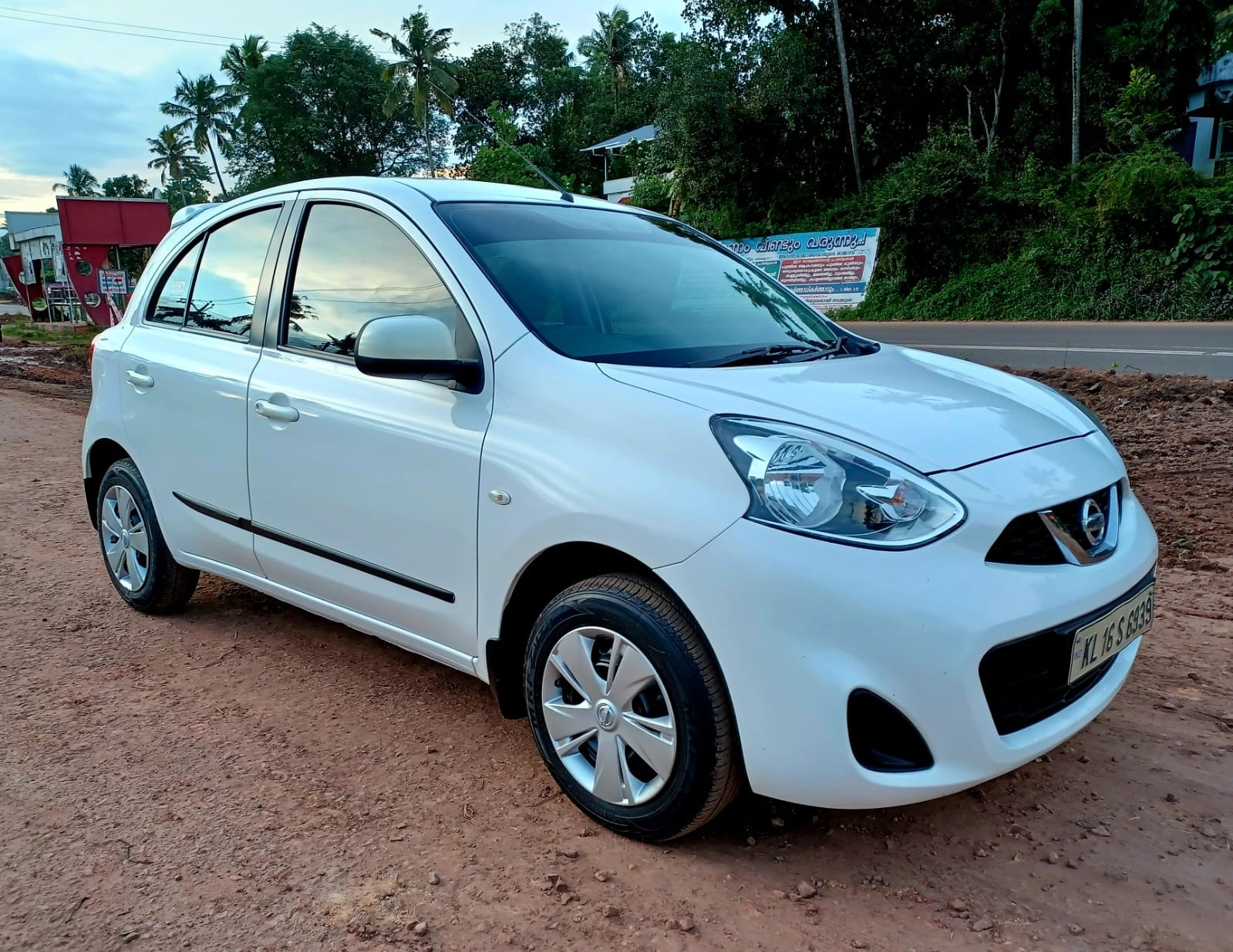 Micra image 1 Micra image 1