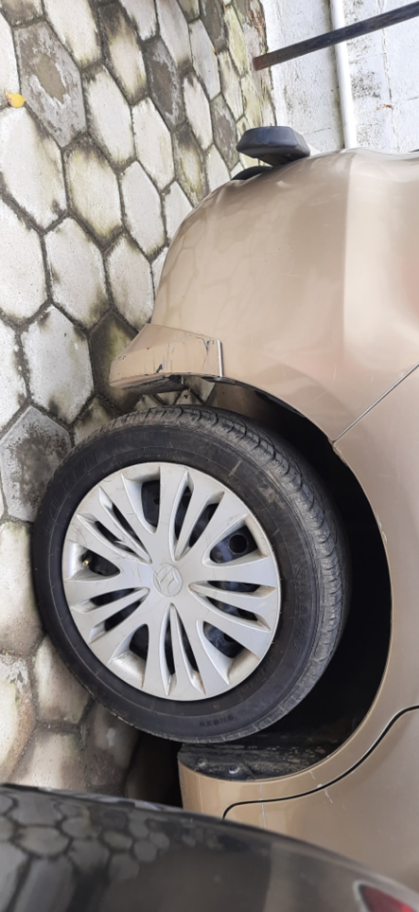 Ertiga image 8 Ertiga image 8