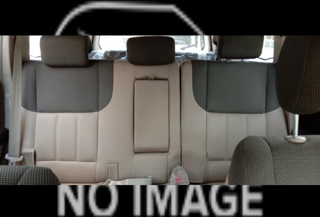 XUV500 image 2 XUV500 image 2