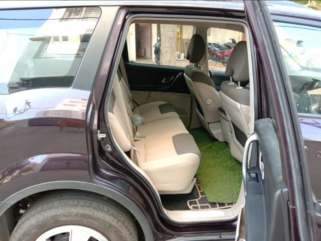 XUV500 image 5 XUV500 image 5