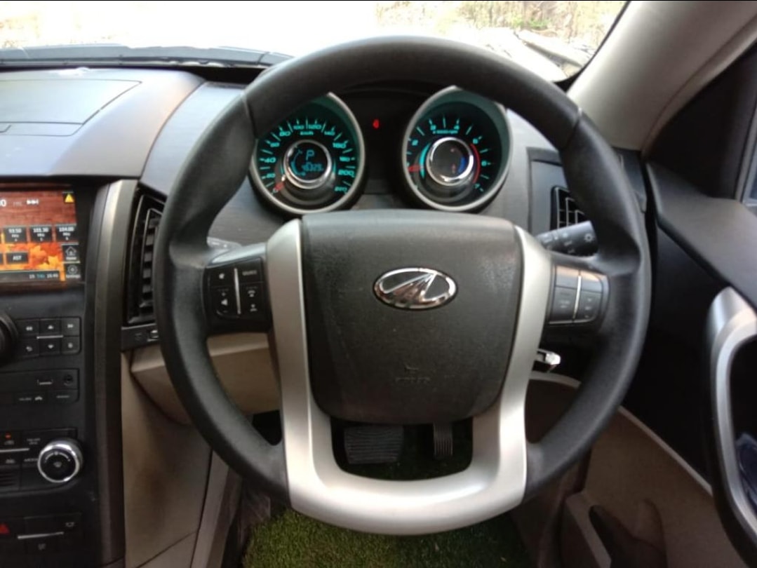 XUV500 image 14 XUV500 image 14