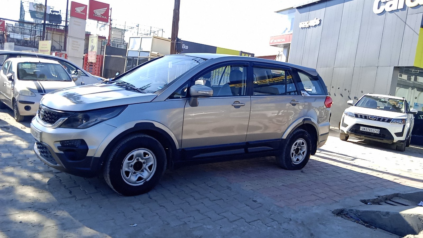 Hexa image 1 Hexa image 1