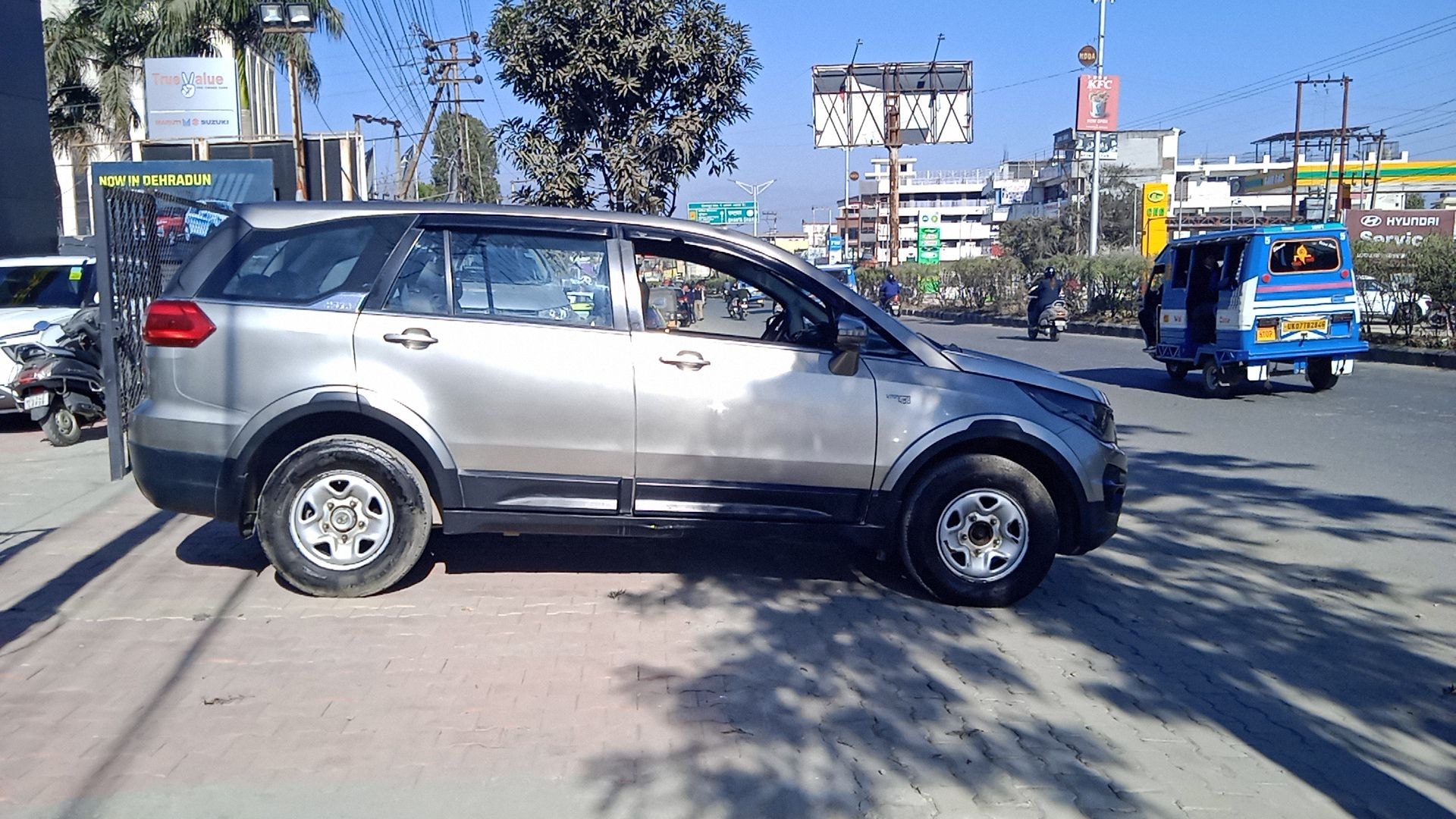 Hexa image 7 Hexa image 7