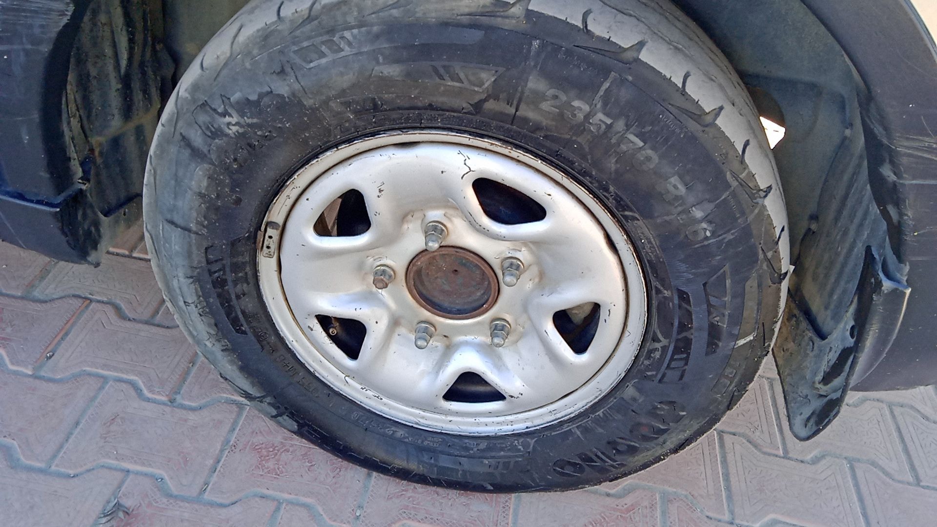 Hexa image 12 Hexa image 12