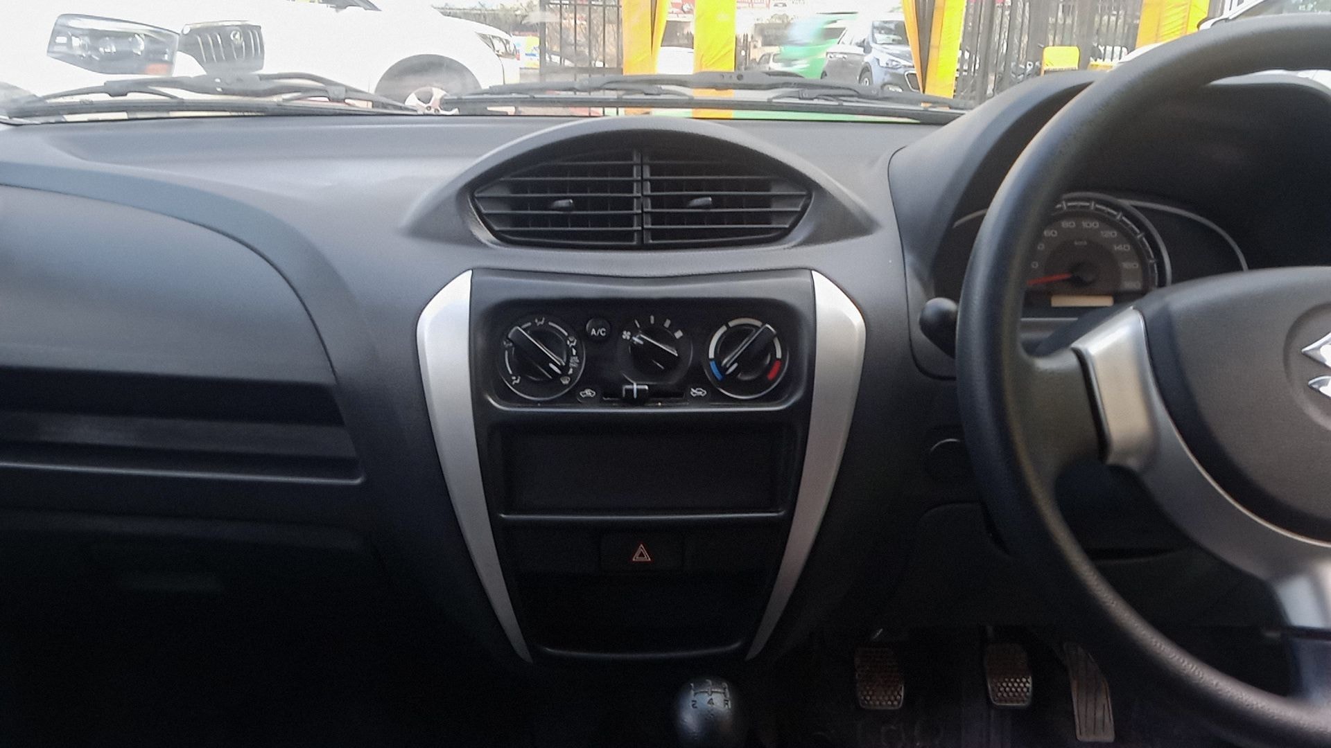 Alto 800 image 14 Alto 800 image 14