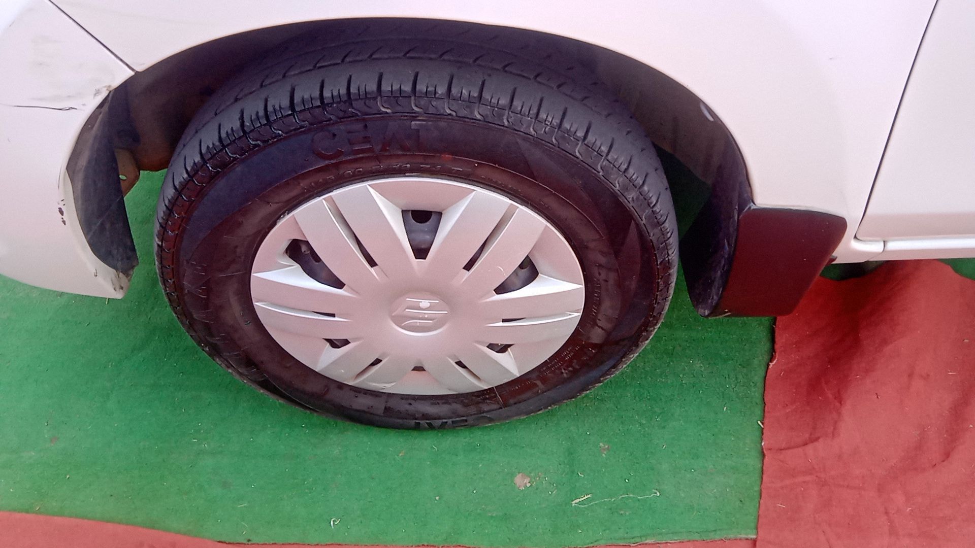 Alto 800 image 11 Alto 800 image 11