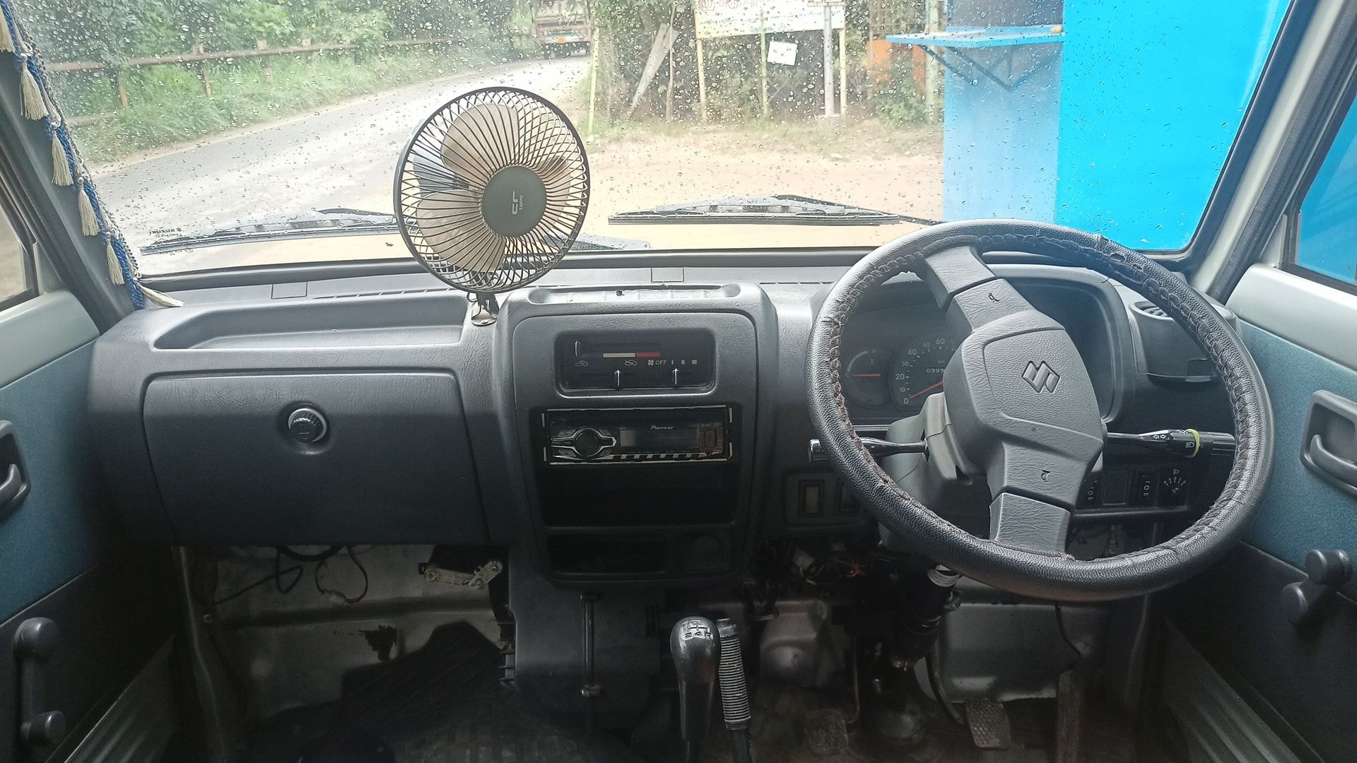 Omni image 15 Omni image 15