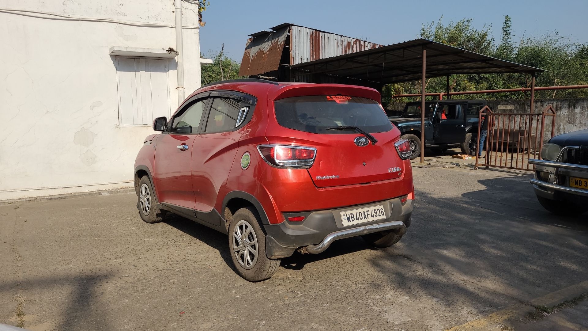 KUV100 image 3 KUV100 image 3