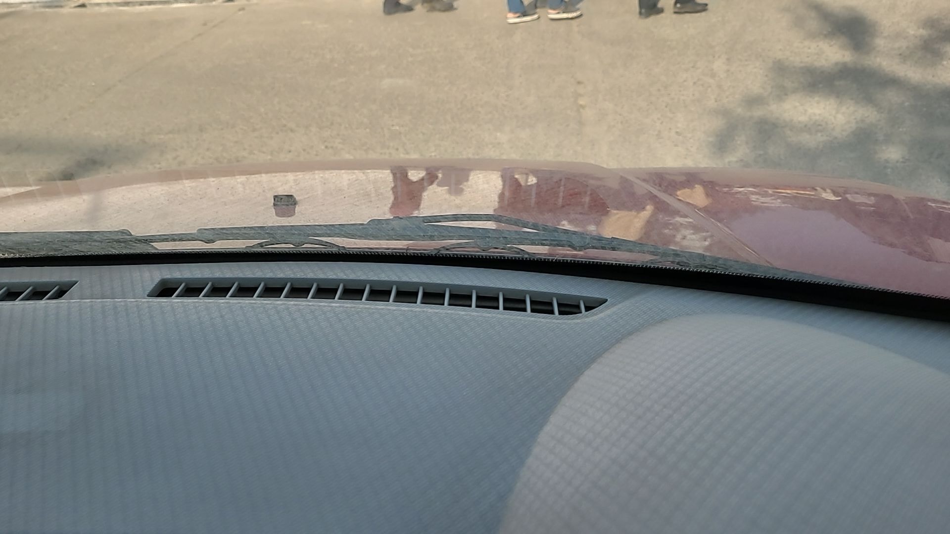 KUV100 image 13 KUV100 image 13