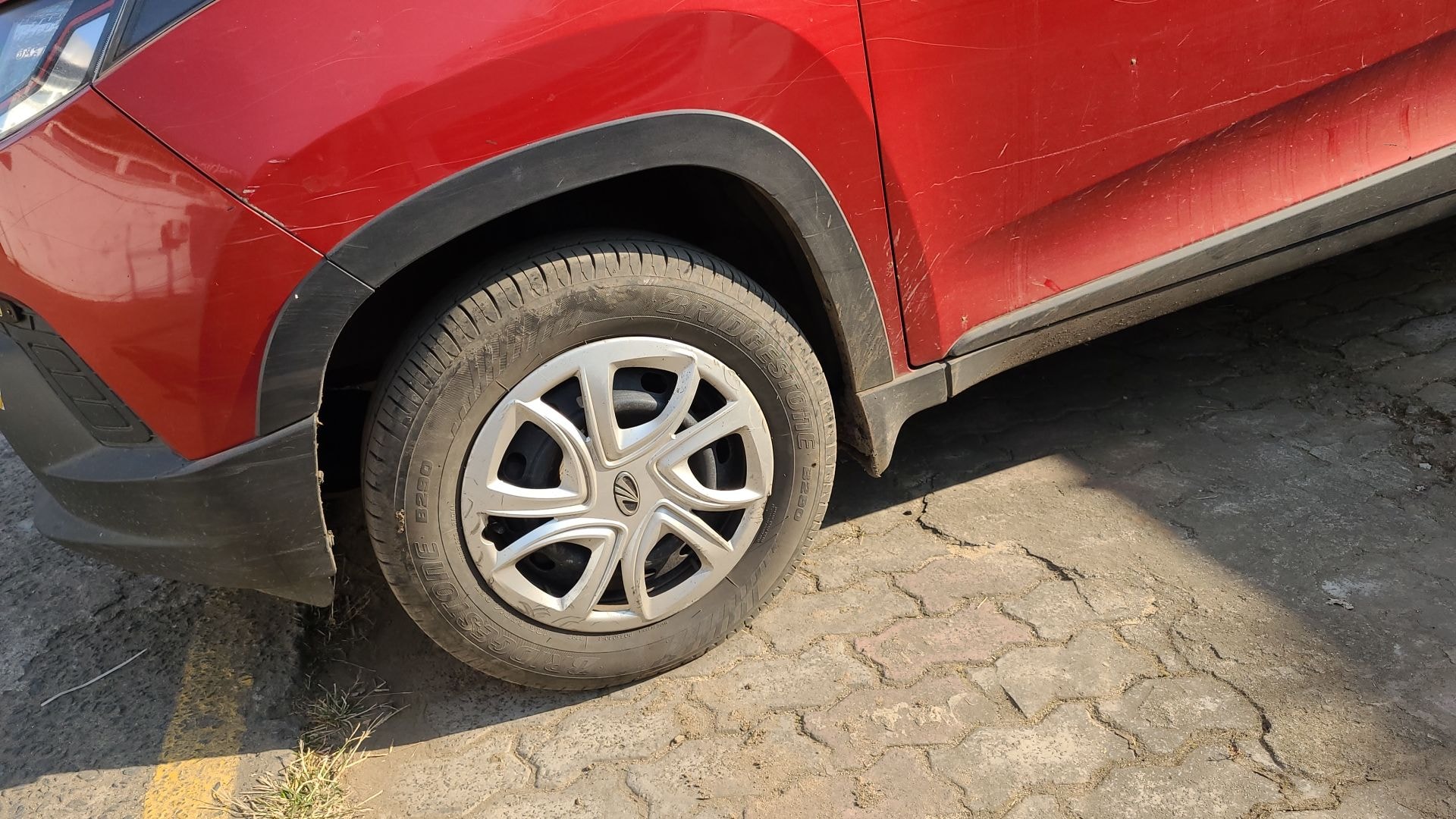 KUV100 image 11 KUV100 image 11