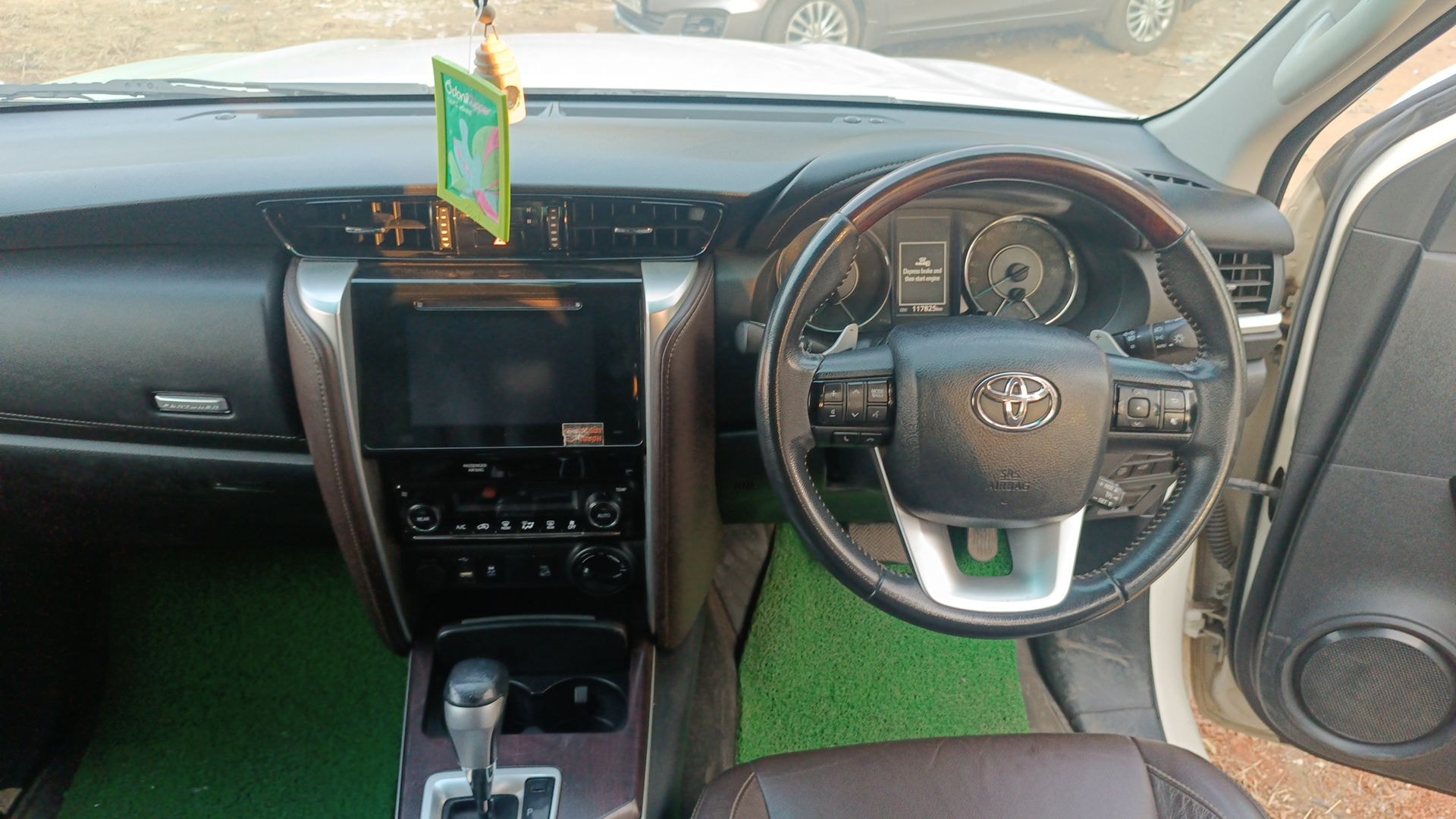 Fortuner image 15 Fortuner image 15