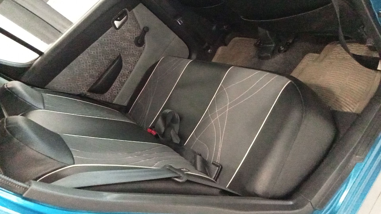 Alto 800 image 8 Alto 800 image 8