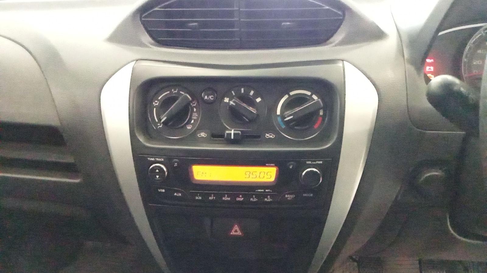 Alto 800 image 17 Alto 800 image 17