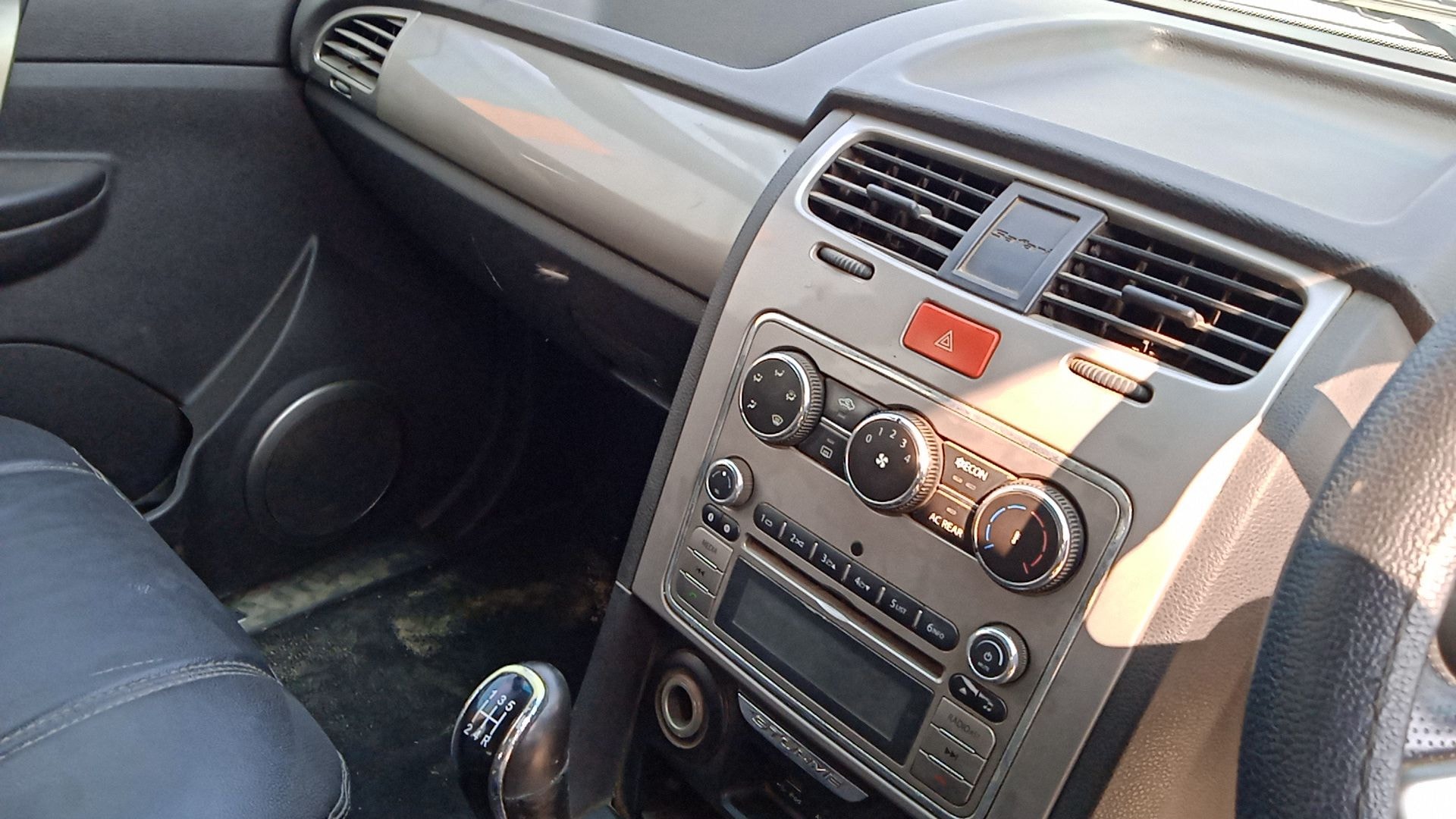 Safari Storme image 17 Safari Storme image 17