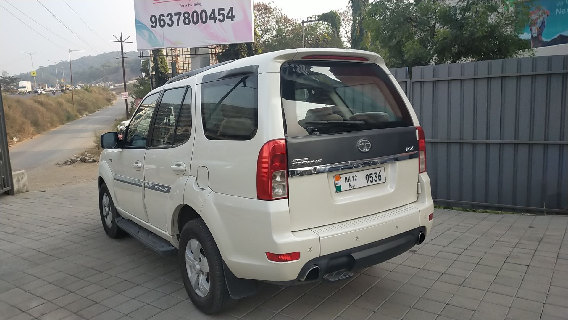 Safari Storme image 3 Safari Storme image 3