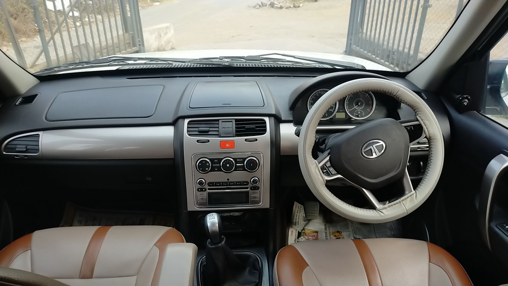 Safari Storme image 15 Safari Storme image 15