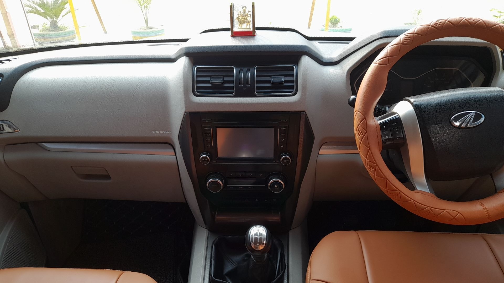 Scorpio image 15 Scorpio image 15