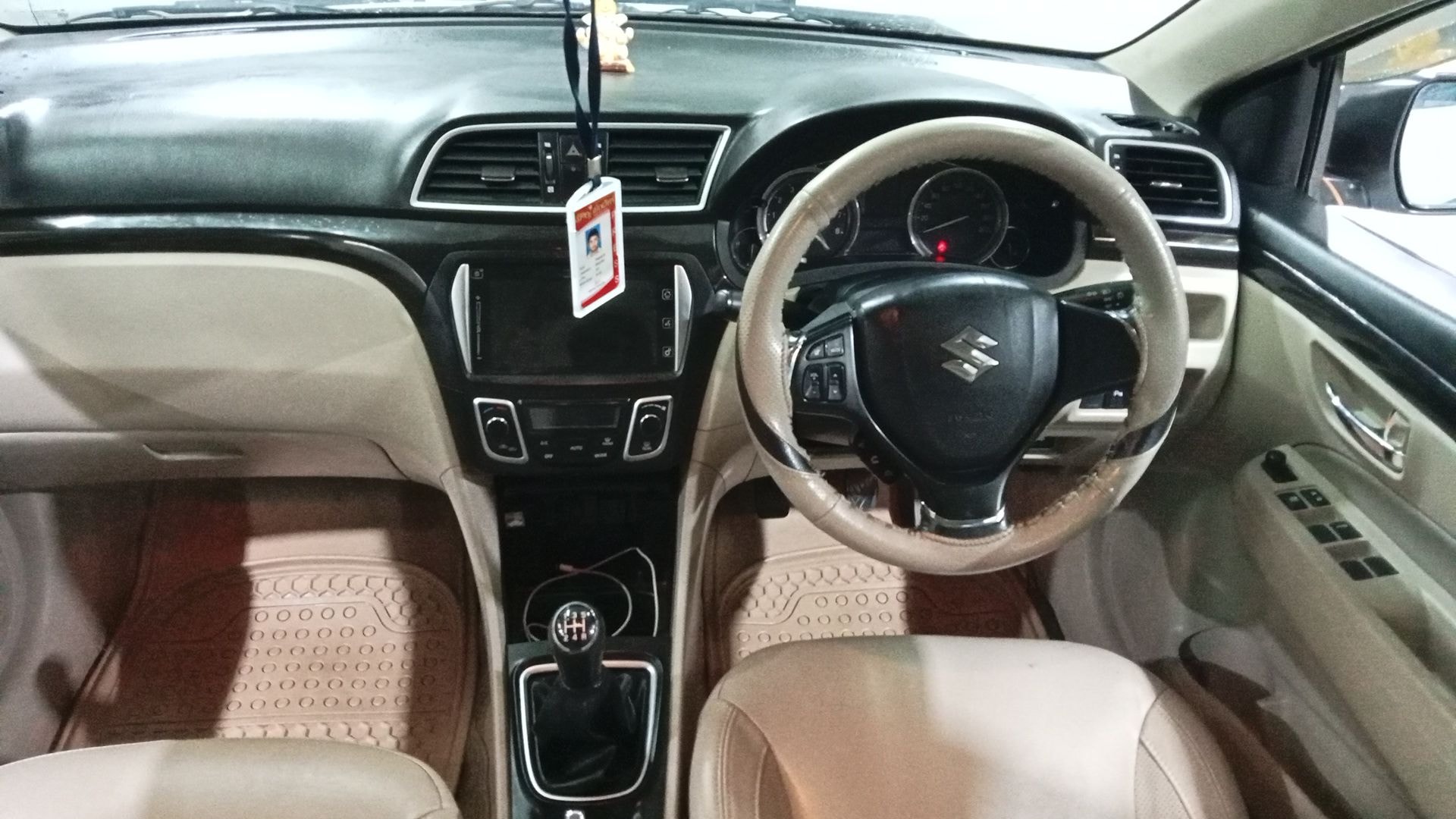 Ciaz image 15 Ciaz image 15