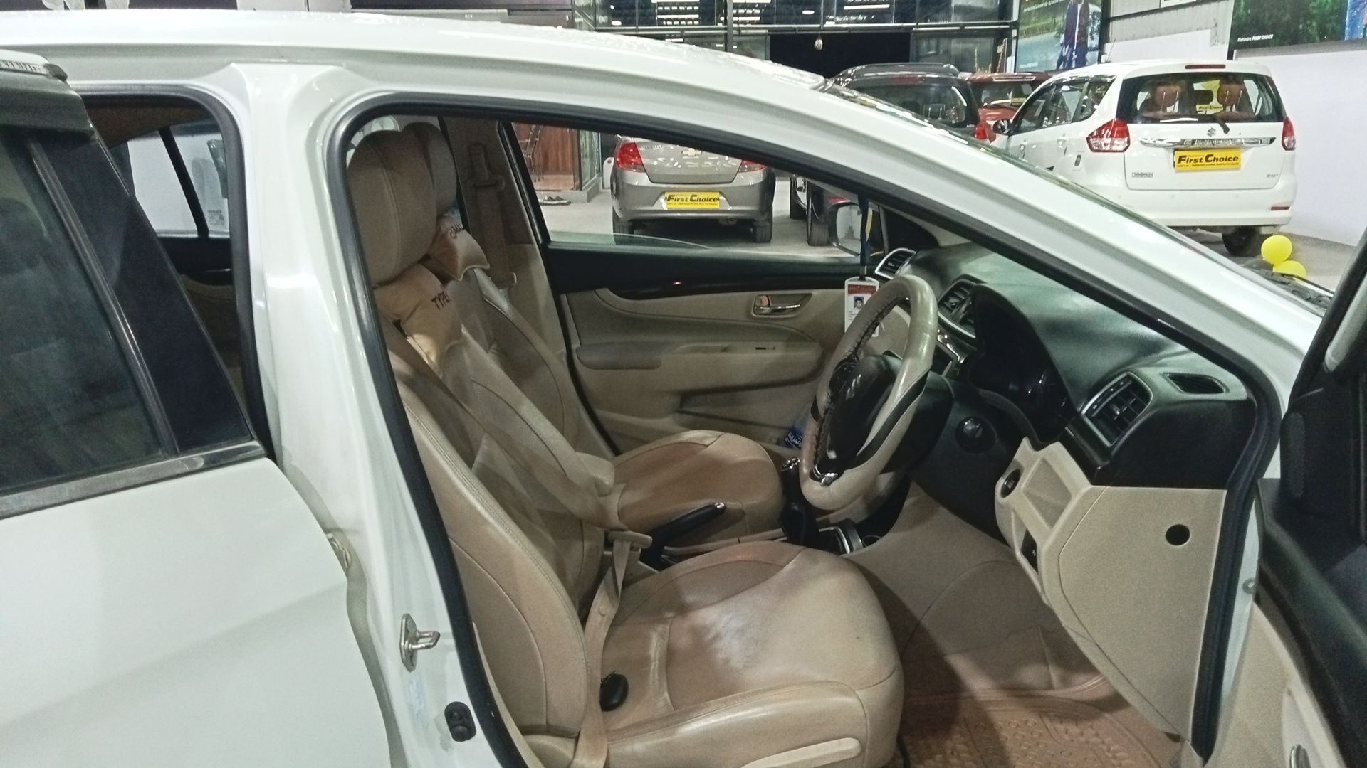 Ciaz image 19 Ciaz image 19