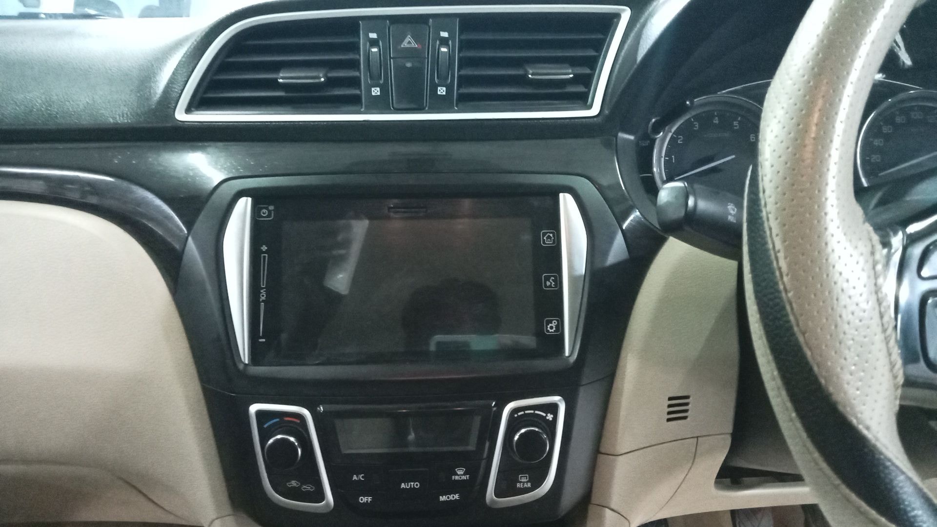 Ciaz image 17 Ciaz image 17