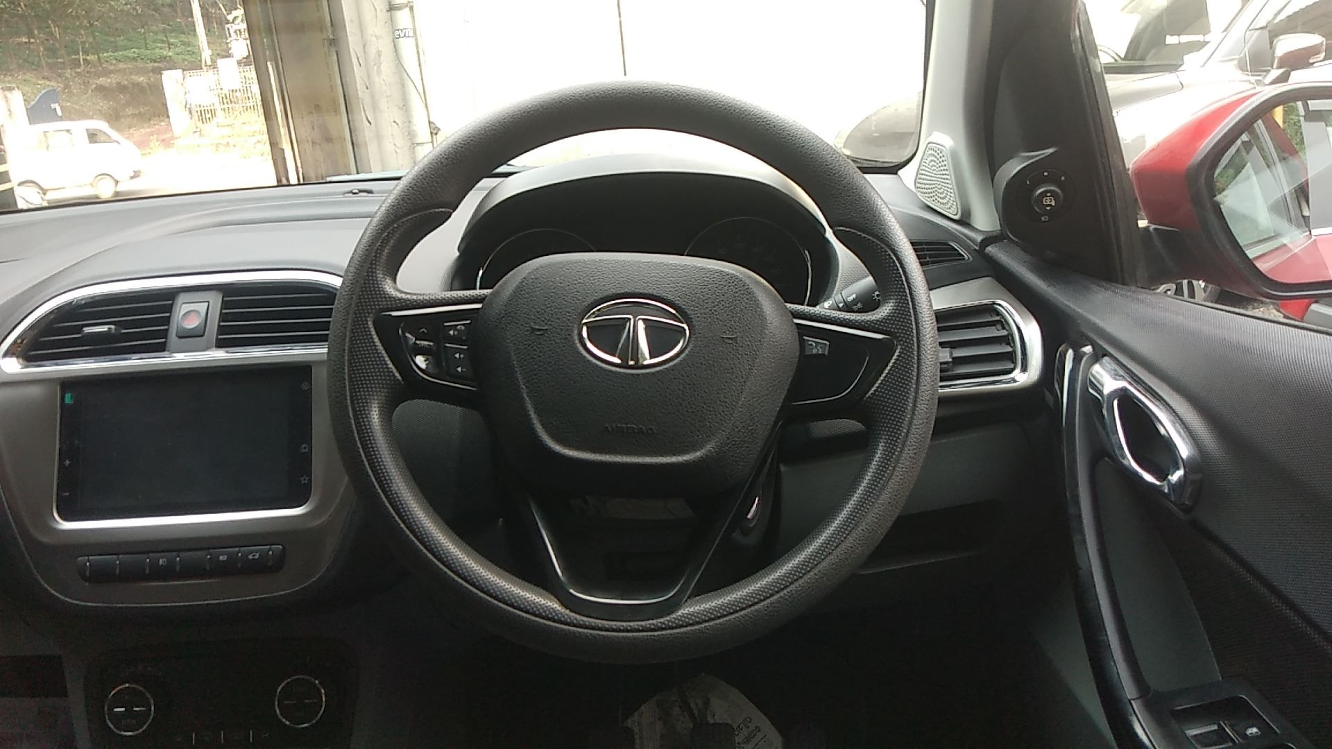 Tigor image 17 Tigor image 17