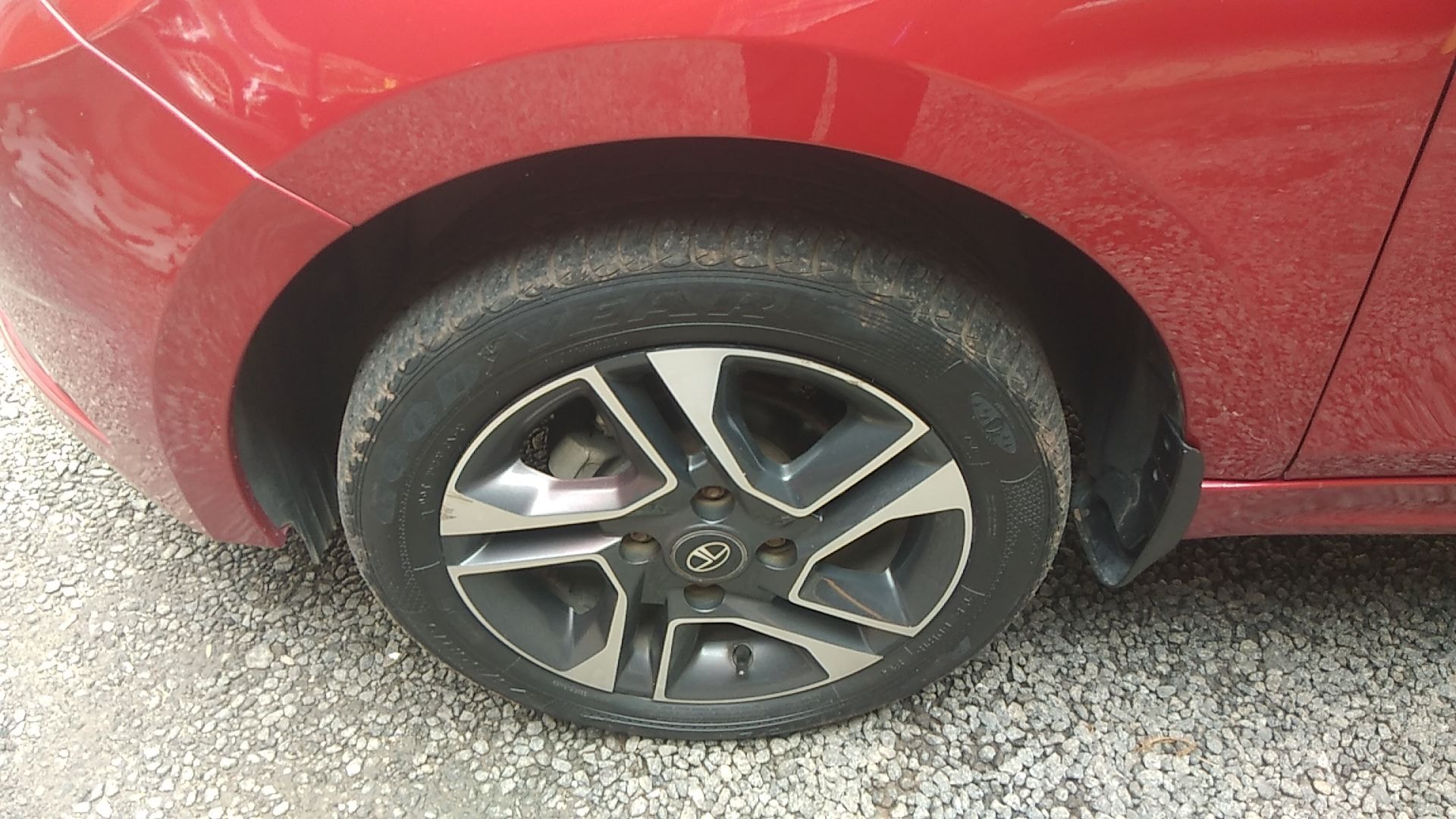 Tigor image 10 Tigor image 10