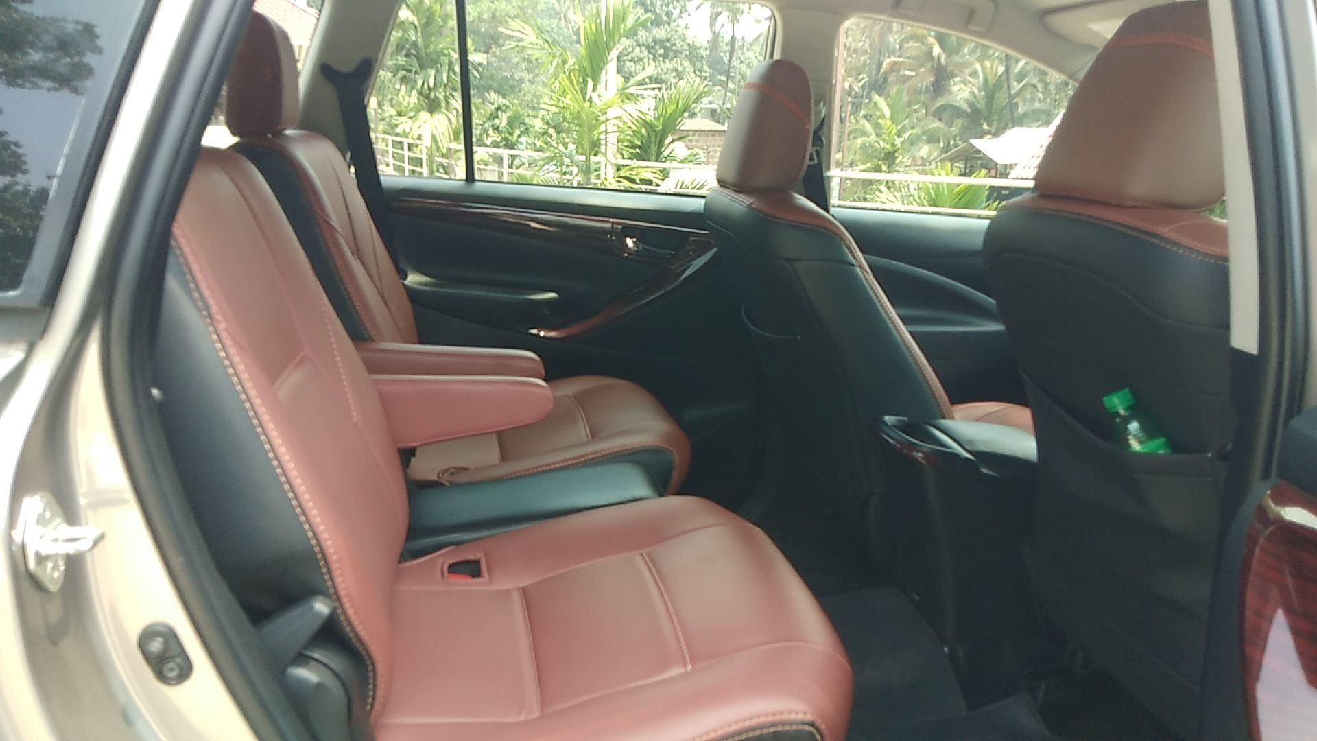 Innova Crysta image 8 Innova Crysta image 8