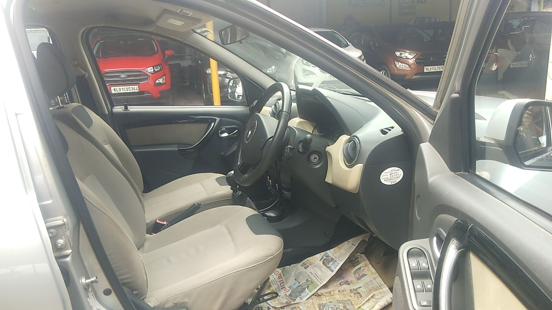 Duster image 19 Duster image 19